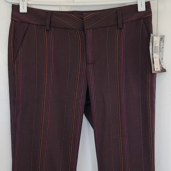 2/$30 ☆ NWT ☆ Rampage Brown Multi Stripe Kensington Cuffed Crop Size 3 - Picture 1 of 8